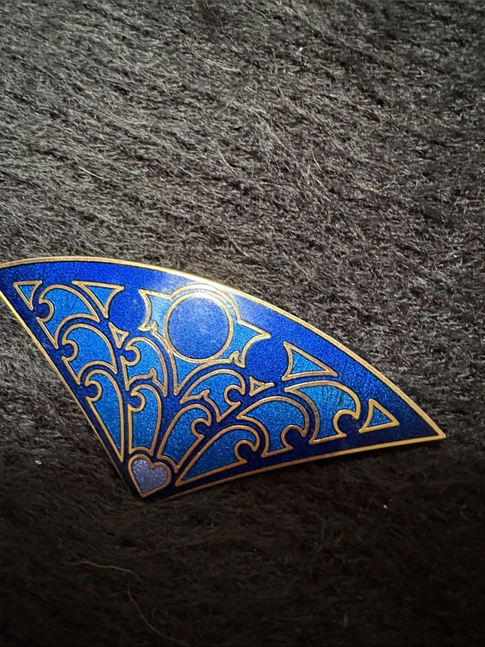 Vintage 1980’s Blue and Gold Decorative Cloisonné Fan-Shaped Enamel Brooch